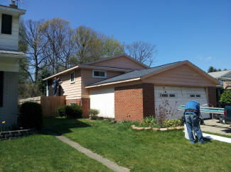 Old aluminum Siding (before)